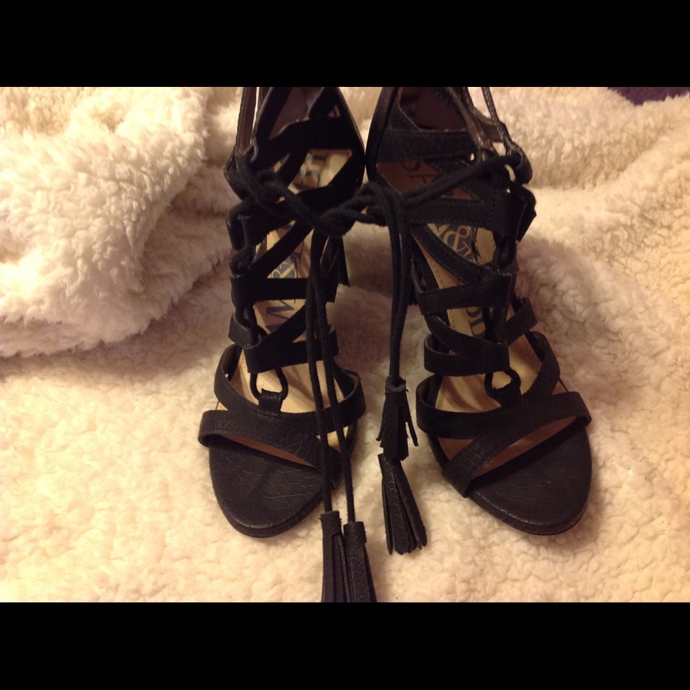 SIMPLY SEXY STILETTOS - Picture 8 of 9